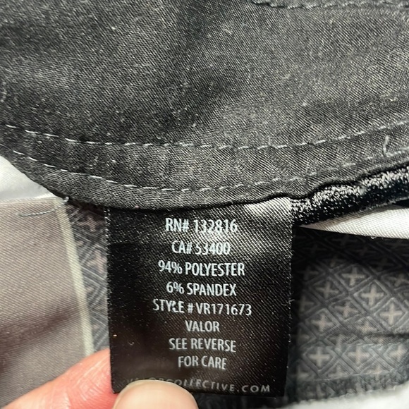 Valor Mens Grey Hybrid shorts, 9” inseam, size 34 - Picture 4 of 9